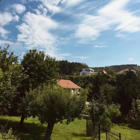 Atlas - Panoramas Pihenohely A Balatonnal Daire Gyenesdiás