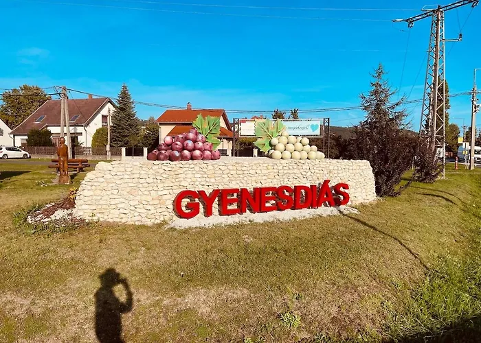 Apartament Atlas - Panoramas Pihenohely A Balatonnal *